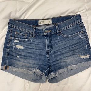 A&F Low rise denim short size 4 W 27